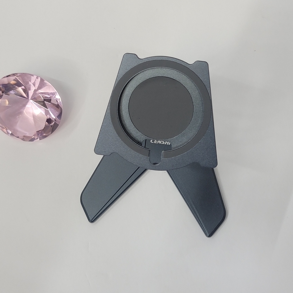 ADJUSTABLE SUPPORT FOR IPHONE MAGNETIC CHARGER  NEW
